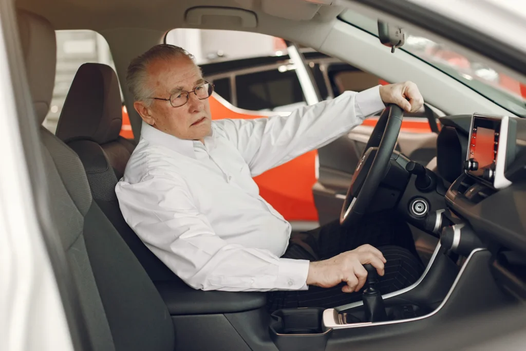Valabilitate permis conducere dupa 70 ani: ce trebuie știut Valabilitate permis conducere dupa 70 ani